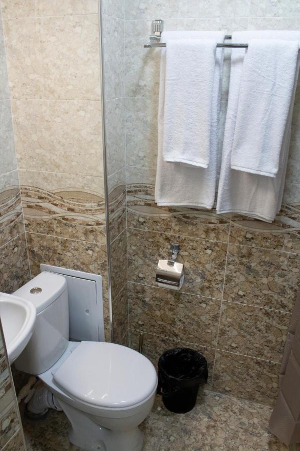 Artist Regenci Hotel Tachkent Extérieur photo