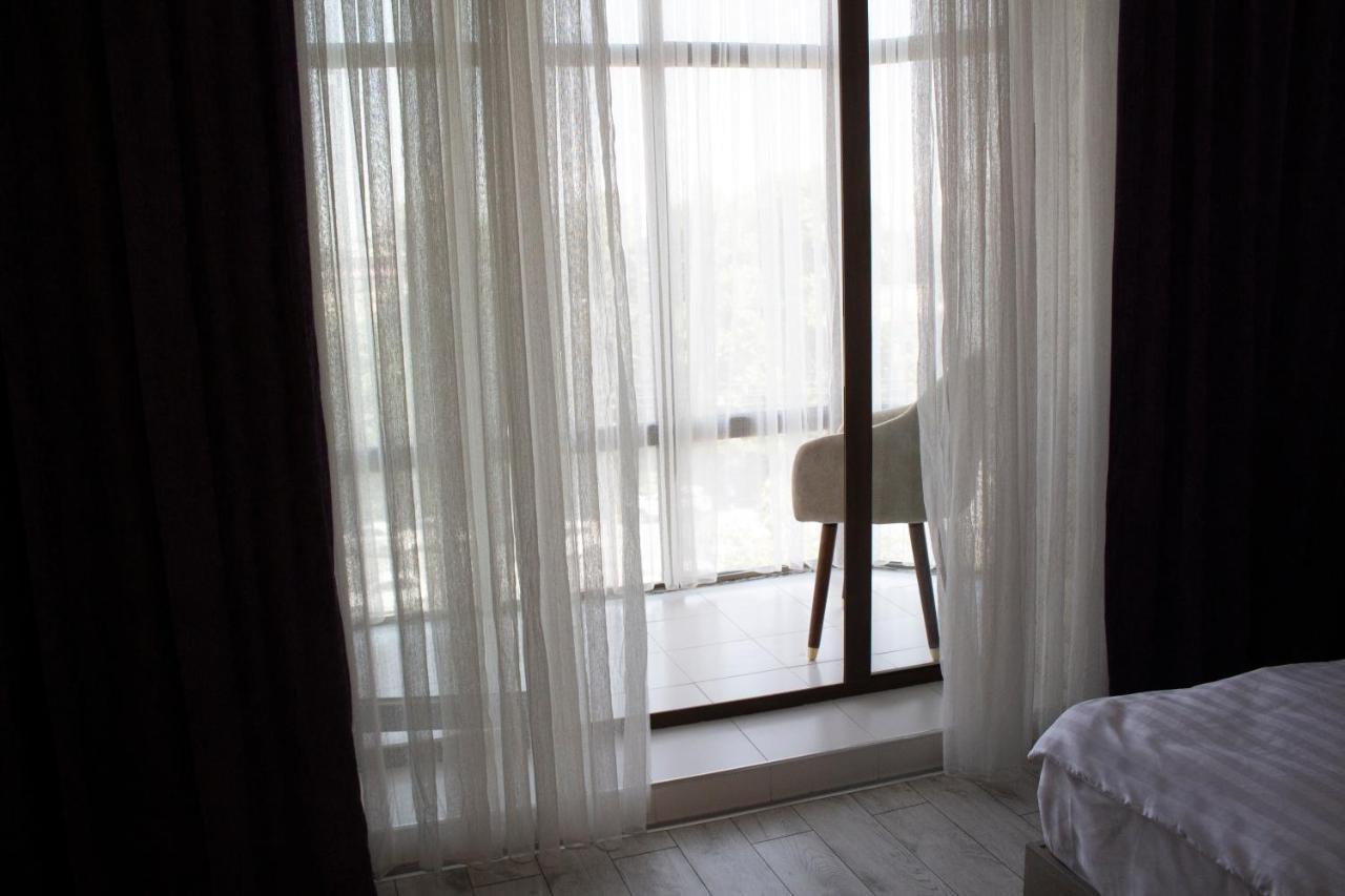 Artist Regenci Hotel Tachkent Extérieur photo
