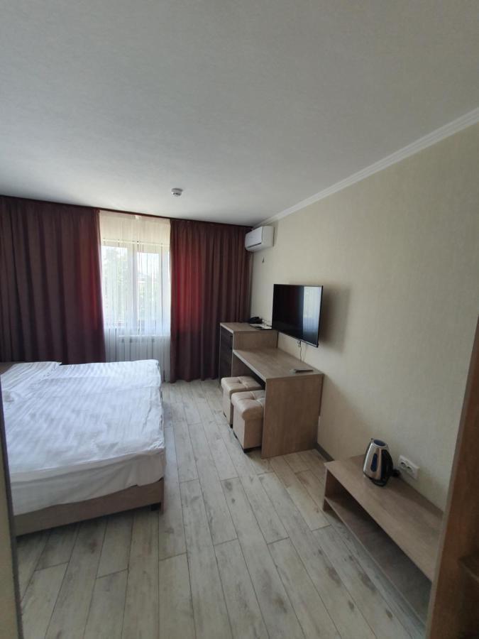 Artist Regenci Hotel Tachkent Extérieur photo
