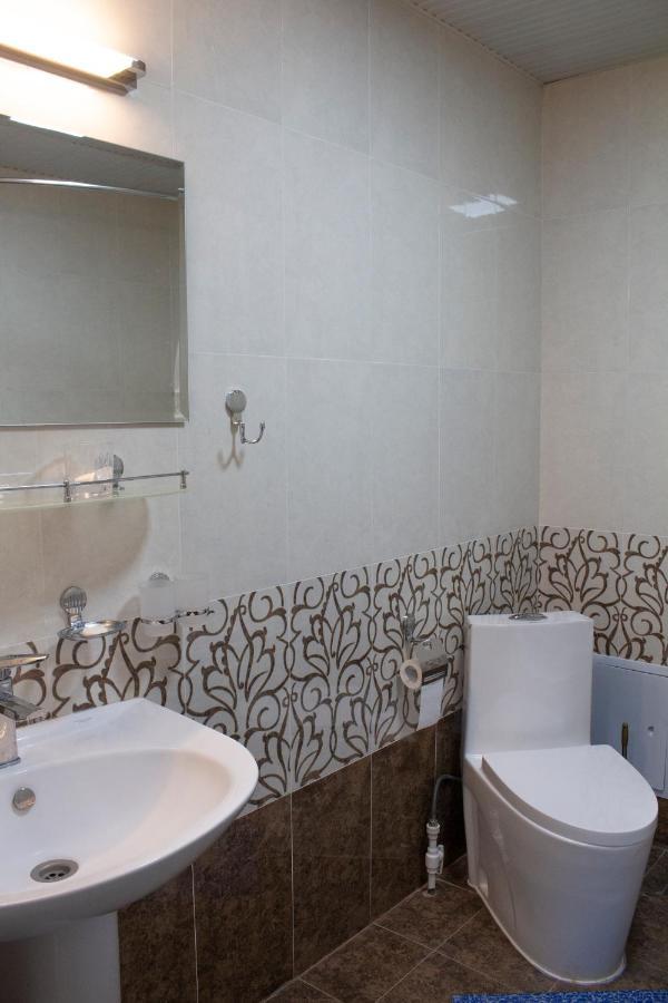 Artist Regenci Hotel Tachkent Extérieur photo
