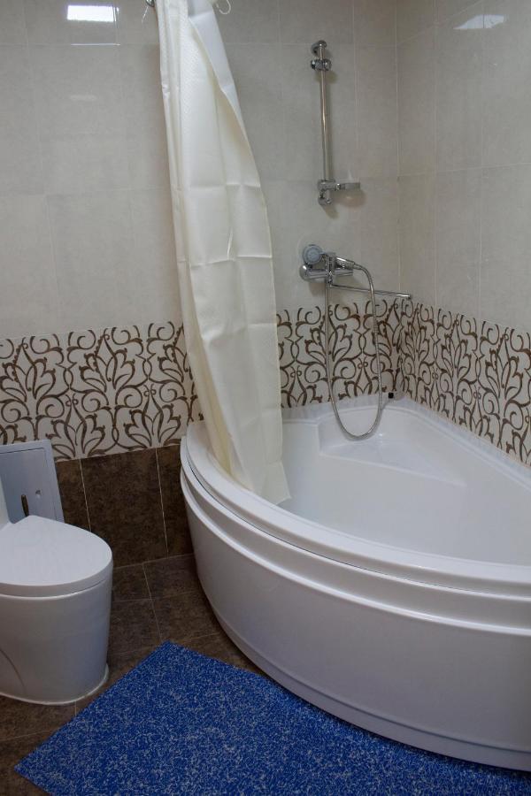 Artist Regenci Hotel Tachkent Extérieur photo